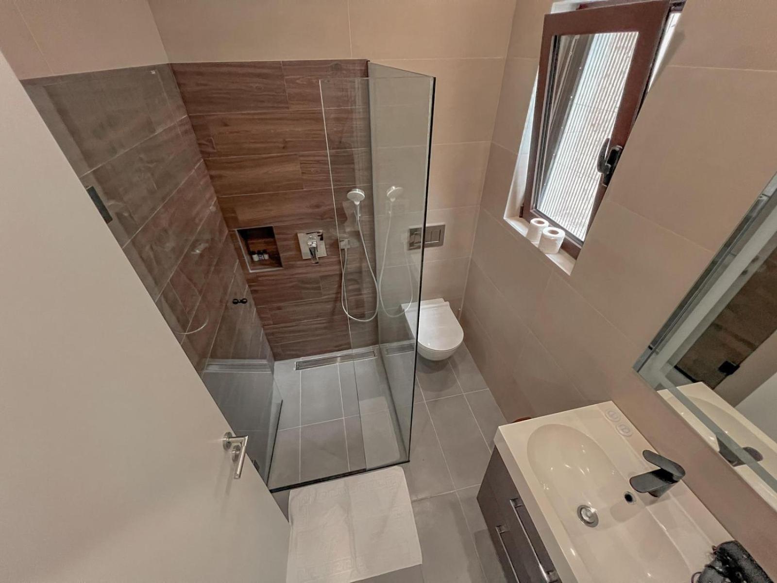 Absolute Adriatic Apartment Kotor Exterior photo